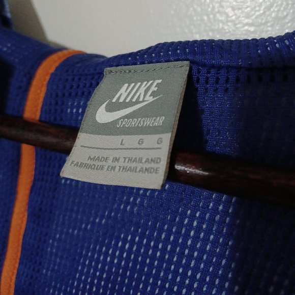 Nike Rain Jacket - Picture 3 of 5